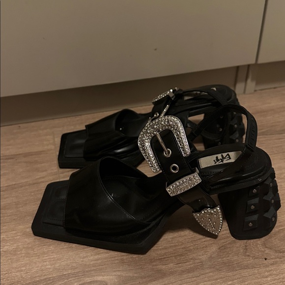 EYTYS Arizona Black leather crystal edgy sandals size 38 - Picture 5 of 8